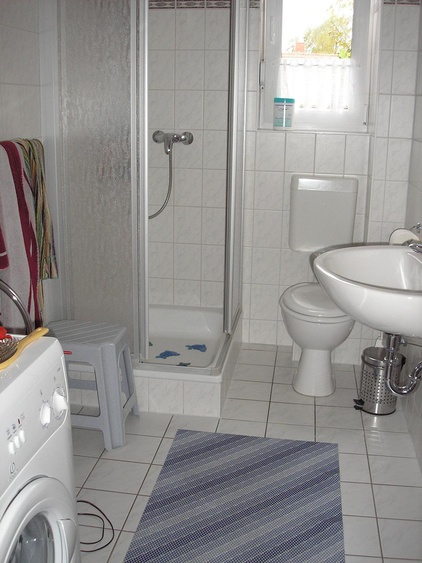 Duschbad mit Waschmaschine