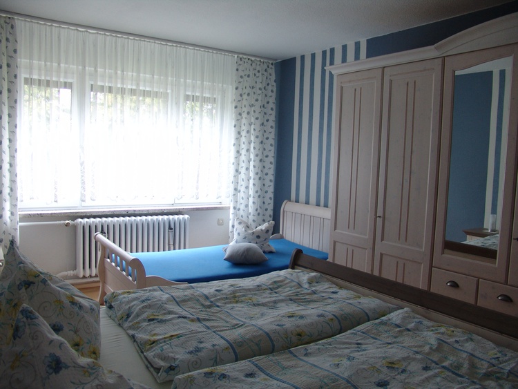 Nach einem erlebnisreichen Urlaubstag legen Sie Ihr müdes Haupt in bequemen Betten zur Ruhe.