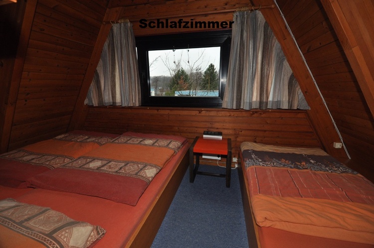 Zeltdachhaus Schlafzimmer 1 und 2