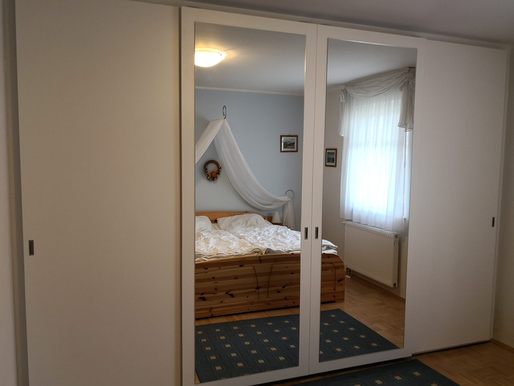 Schlafzimmerschrank