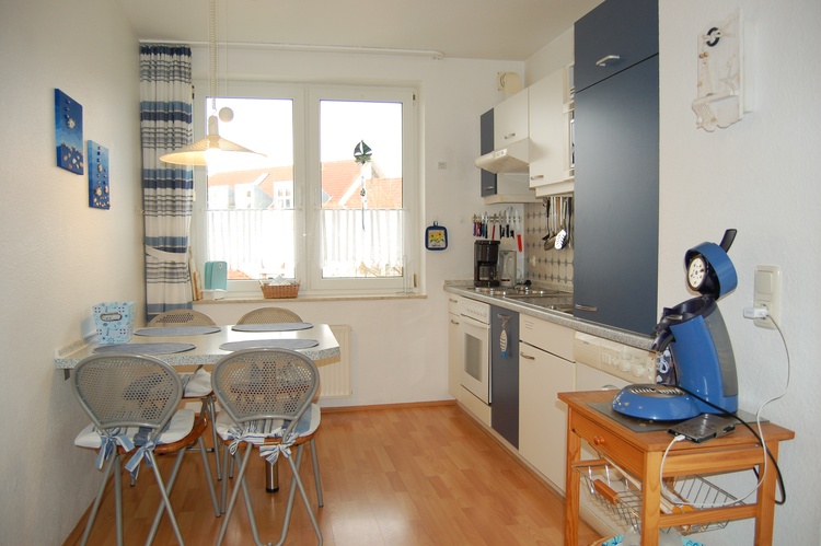 sehr gut ausgestattete Küche mit zusätzlicher Senseo Padmaschine