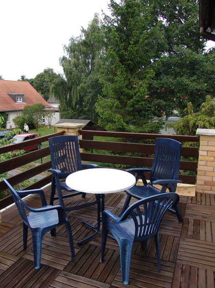 Die Dachterrasse lädt ein zum Relaxen in der Natur aber auch zum ausgiebigen Sonnenbad.
