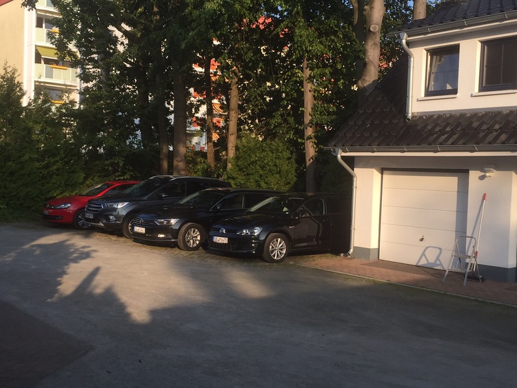 Parkplätze und Abstellraum