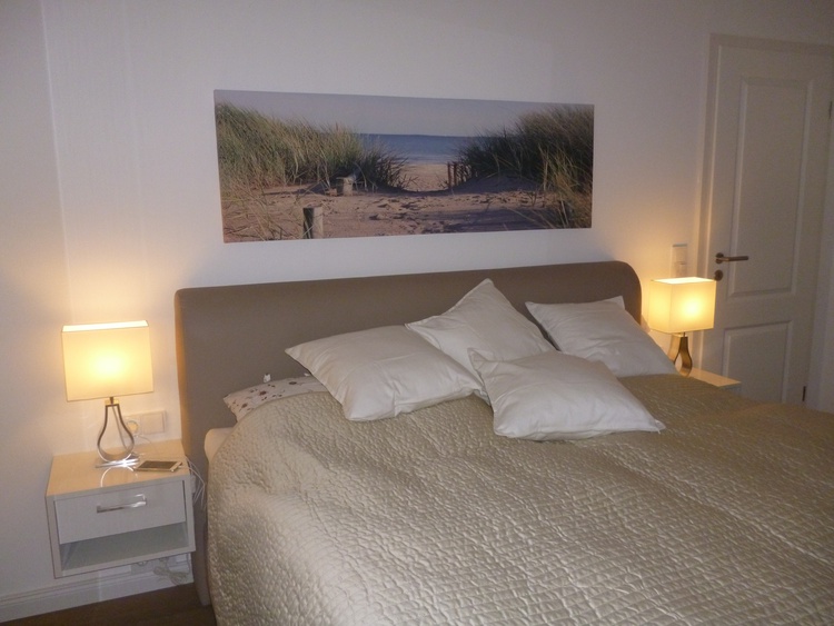 Schlafzimmer mit Boxspringbetten