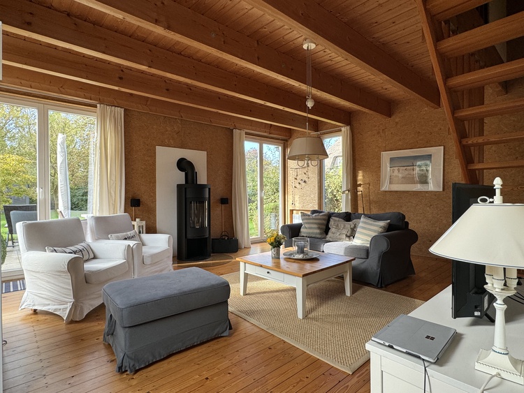 Wohnzimmer mit Kaminofen