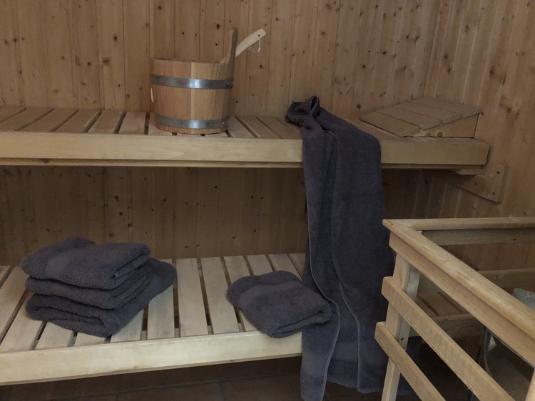 Kostenlose Sauna für vier Personen im EG