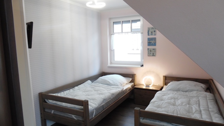 Schlafzimmer 2