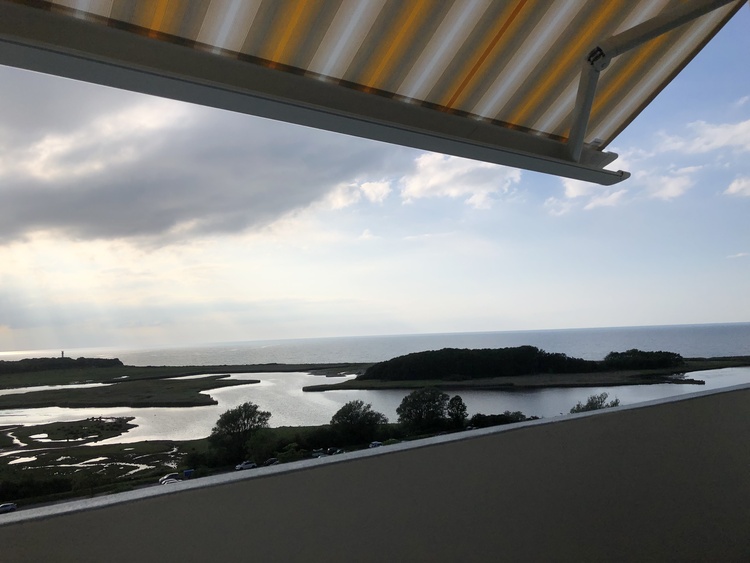 Balkon mit elekt.Markise