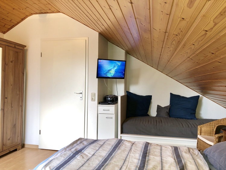 Schlafzimmer oben (3 Betten)