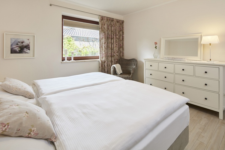 Schlafzimmer 180 x 200 cm