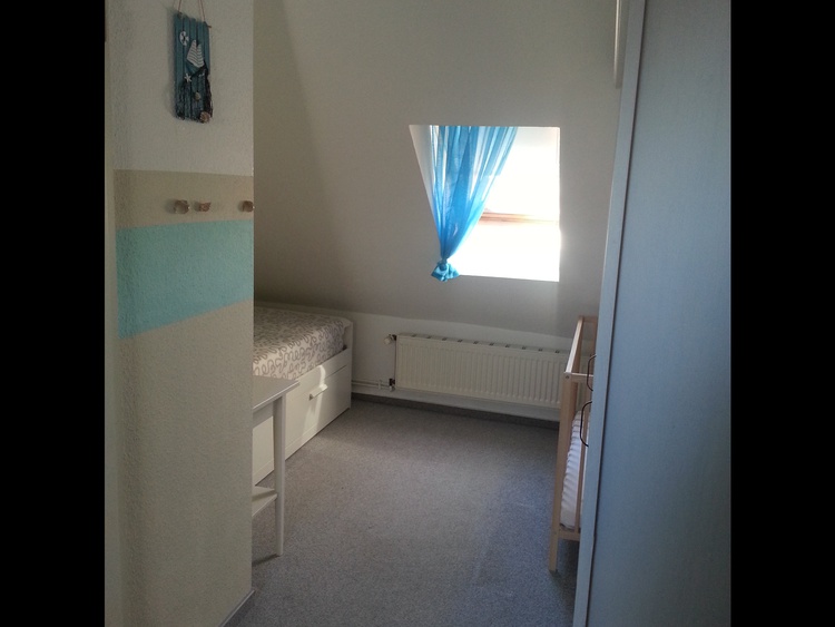 Dachspitz Sitz/Schlafbett ausziehbar 180x200cm