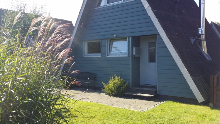 Eingangsbereich mit Garten