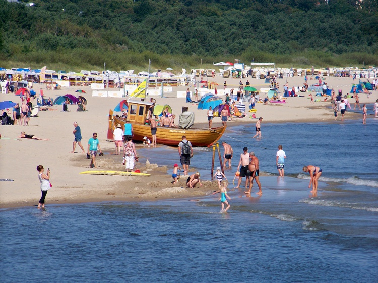 Fischerboot am Strand