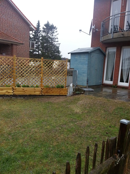 eingezäunter Garten eingezäunter Garten