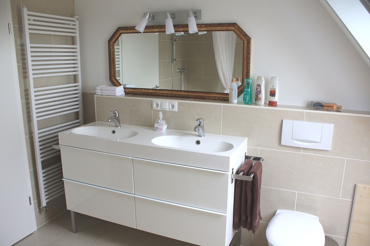 Das moderne Badezimmer Das moderne Badezimmer