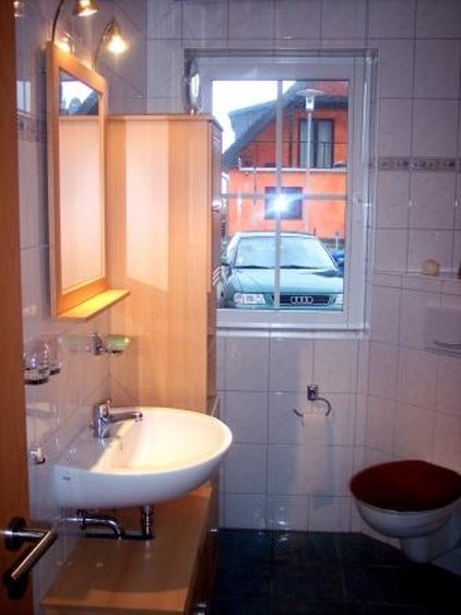 Bad mit Fenster Bad mit Fenster