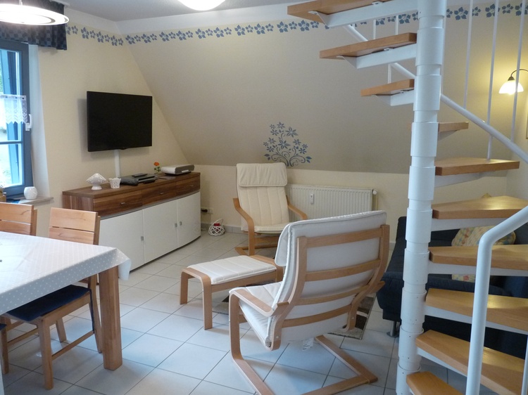 Wohnzimmer mit TV und Musikanlage Wohnzimmer mit TV und Musikanlage