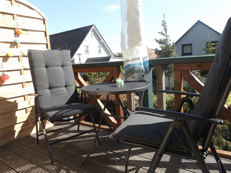 Ihr sonniger Balkon Ihr sonniger Balkon