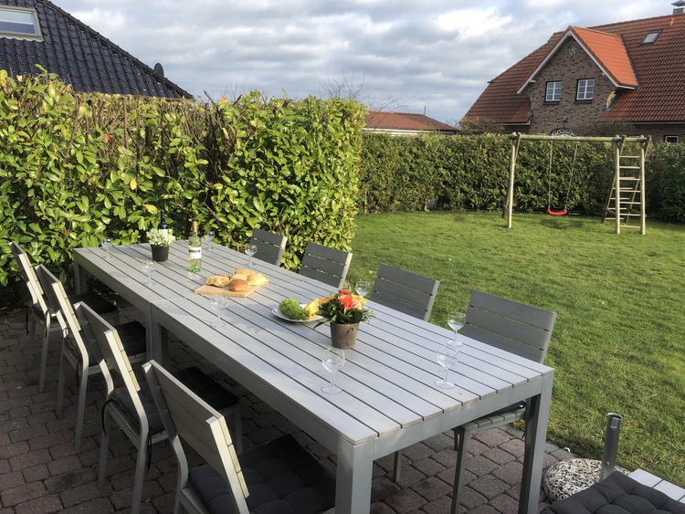 Ruhiger Garten zur Alleinnutzung Ruhiger Garten zur Alleinnutzung